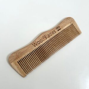WoolfBlades Bamboo Comb - Image 1