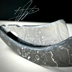 Woolfblades 370 Custom MadeStraight Razor - Image 5